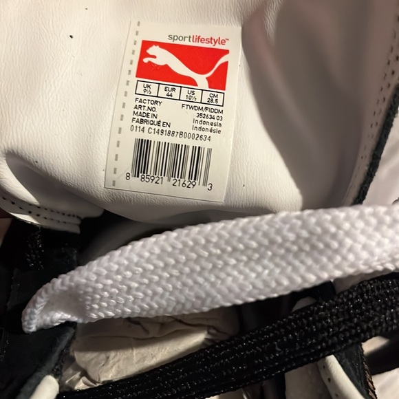 Mens Classic Black Pumas BNWT - Picture 6 of 6